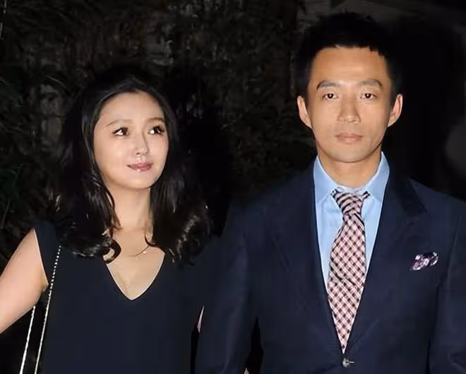 台媒曝大S不止一次流產,親耳聽到汪小菲與異性通話,才決定離婚