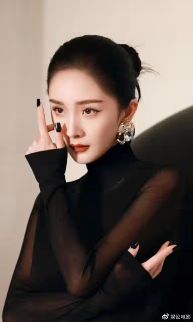 人間清醒,楊冪說演員首要任務是角色塑造,讓爭番位的演員臉紅