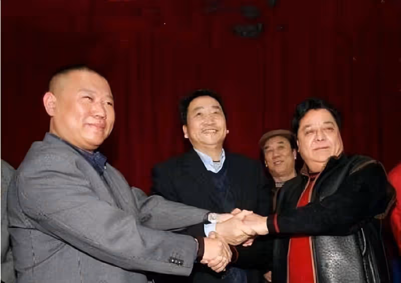 曲協換屆圓滿完成!姜昆卸任、馮鞏任新主席,市場調節迫在眉睫
