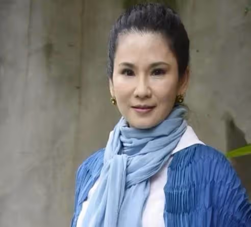 57歲葉歡「5年銷聲匿跡」獨居山林不問世事,一生「不婚不育」無懼流言:人生要自己定義