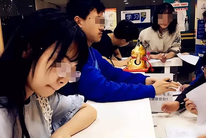 主持人馬翩然:25歲被男友殺害,28個月才安葬,至今令人唏噓