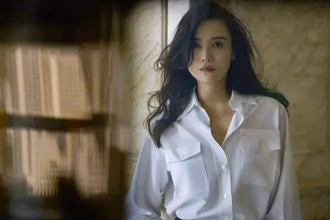 宋佳:因事業放棄陳龍,因婚姻放棄張黎,如今與黃少峰長相廝守