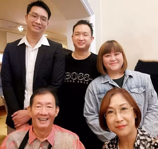知名經紀人管偉華癌症去世!確診後拒絕化療,求家人將骨灰撒大海