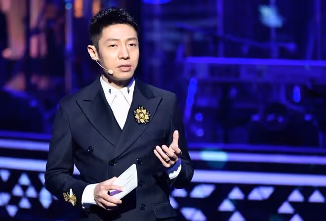 撒貝寧與演員老父回廣東,重返故居追憶童年,在當地出生會說粵語