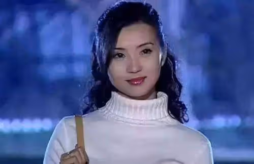 萬人迷陳好近狀如何,40歲變的胖到認不出,女兒更像富豪爸爸