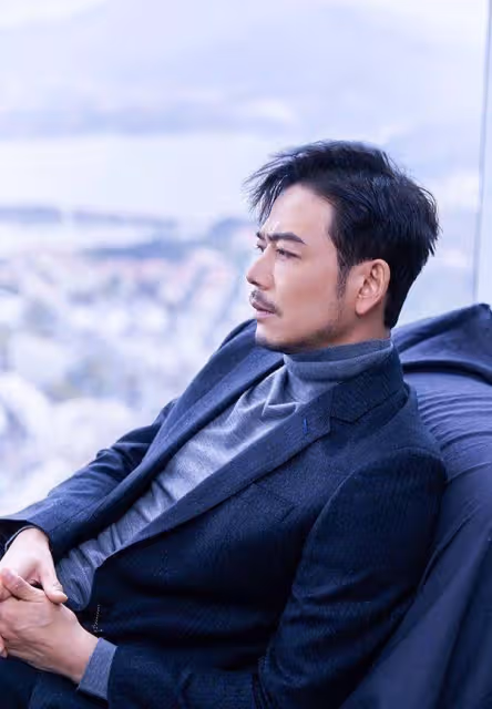 中年男人：勸你儘量別留這3種「髮型」，顯老油膩，顏值高也白搭