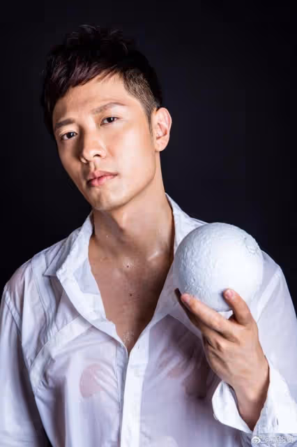 39歲知名港星新劇演大學生!自認保養得宜,稱角色原定並非自己
