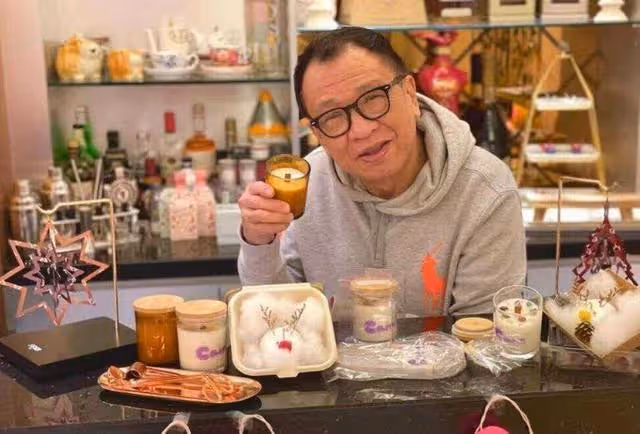 知名港星為愛女慶生!26歲壽星穿透視上衣現身,多位TVB藝人撐場