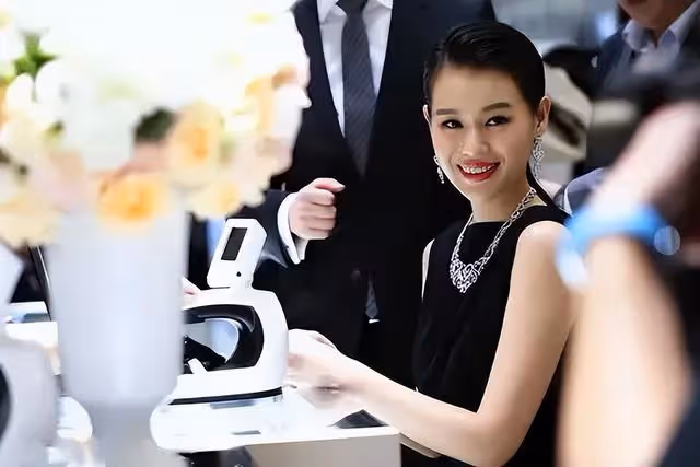 TVB前當家花旦生完三胎,身材不走樣狀態大勇,透露有意回巢合作