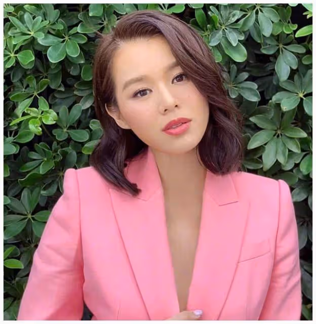 富貴！TVB前知名女星內地賺得盆滿缽滿，戴百萬名表與老公游世界