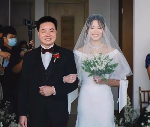 香港知名富三代補辦婚禮,花兩百萬宴開70桌,眾名媛闊少受邀出席
