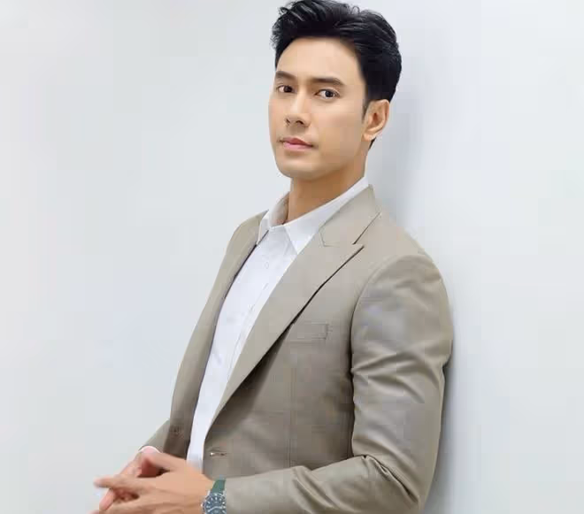 突發!36歲知名泰星活動上暈倒,躺ICU急救昏迷不醒查不出病因