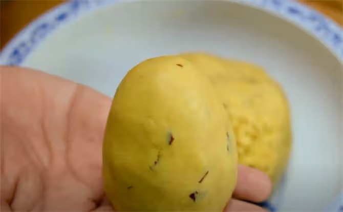 玉米面這樣做,香甜好消化,比饅頭包子簡單,用它當主食最合適