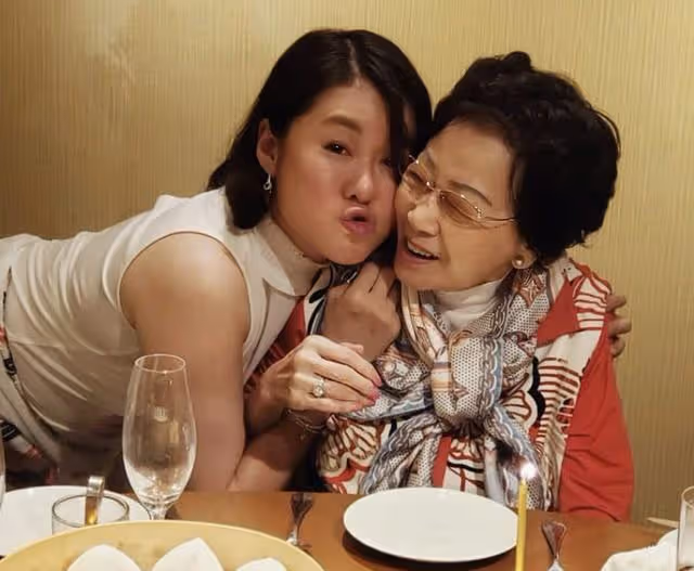 香港知名女星自曝是棄嬰,被收養幾十年,母親離世前驗DNA知真相