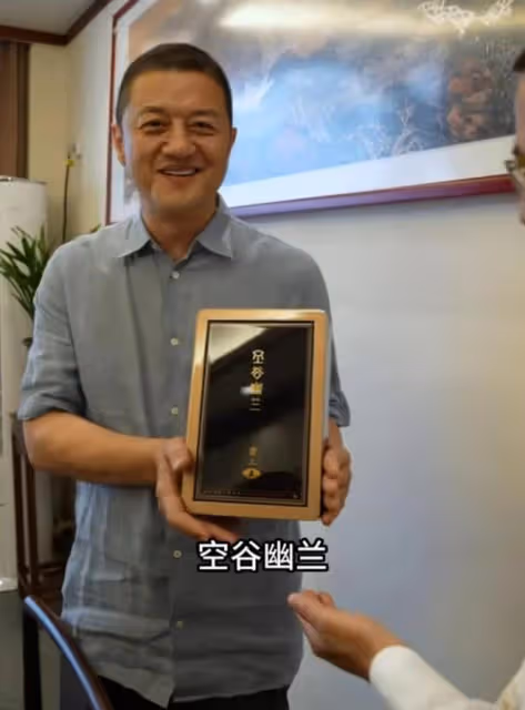 李亞鵬:請對我尊重點,要老闆娘拿最貴的茶葉喝,卻被男主人拒絕