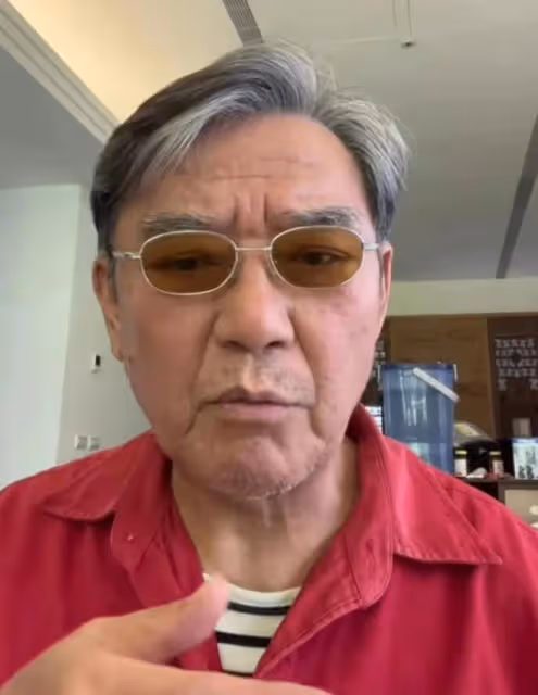 知名演員李立群,台灣生活9個月身心疲憊,明日訂機票回上海生活