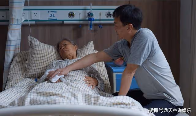 《平凡之路》看到被生活逼瘋的商律,才知廖松庭背叛榮柯有多明智