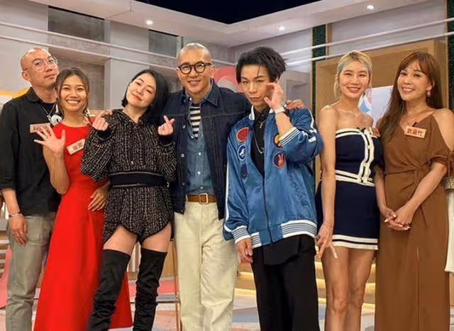這一幕終於上演了，具俊曄錄製《小姐不熙娣》，現場與小S熱舞
