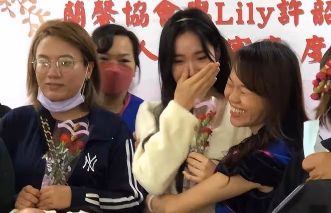 小S三個女兒做公益，探望植物人家庭感動落淚，公益捐款33萬元
