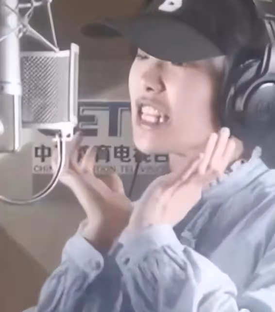 「挖呀挖」黃老師復工:參加電視台節目,真實素顏像變了一個人