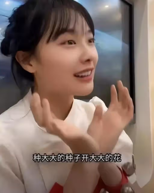 「挖呀挖」黃老師復工:參加電視台節目,真實素顏像變了一個人