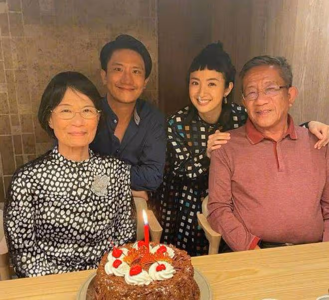 台媒曝林依晨與老公協議離婚,女方疑似凈身出戶,經紀人出面闢謠