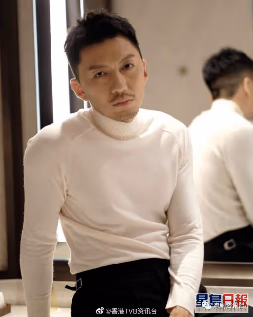 TVB當紅男星做Pizza曝光逾6千萬豪宅！開放式廚房勁闊落客廳有小型電影院