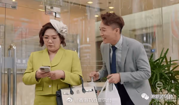 與圈外女友甜蜜放閃!入行12年TVB小鮮肉要上位?