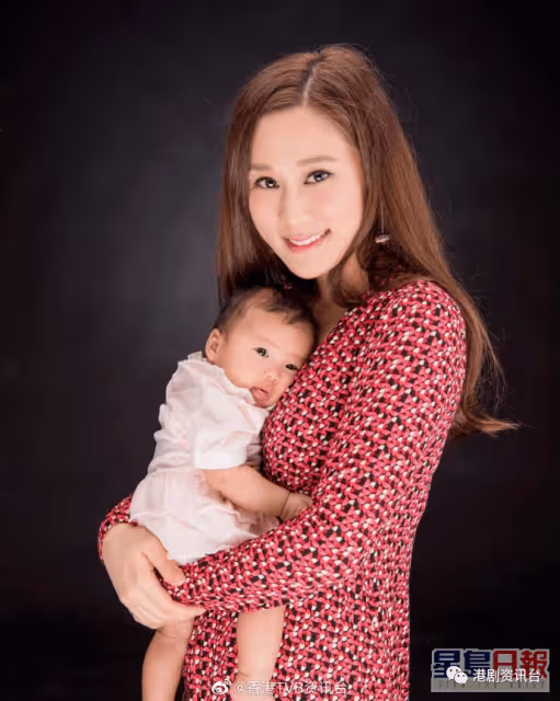 張嘉兒6歲長女愈大愈靚撞樣陳茵媺!曾被封「豬扒港姐」嫁豪門成千億闊太