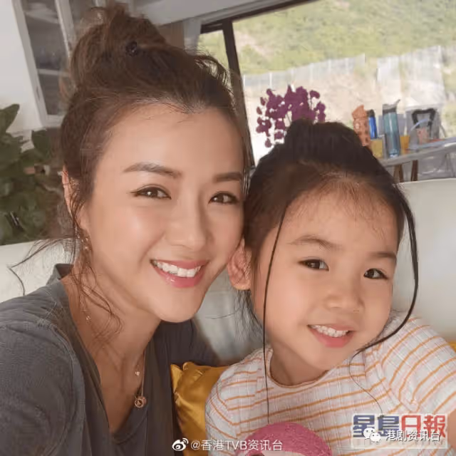 張嘉兒6歲長女愈大愈靚撞樣陳茵媺!曾被封「豬扒港姐」嫁豪門成千億闊太