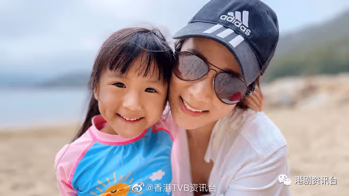 張嘉兒6歲長女愈大愈靚撞樣陳茵媺!曾被封「豬扒港姐」嫁豪門成千億闊太