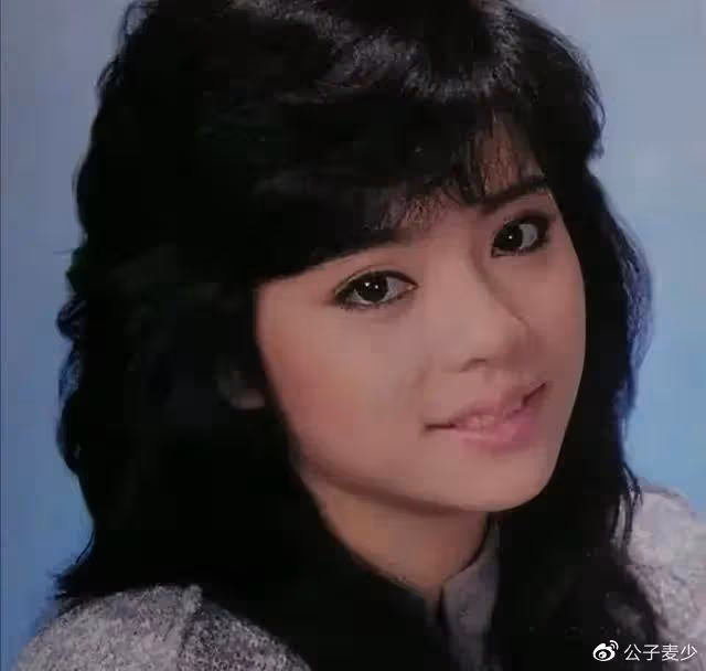 母乳喂養到12歲,同床共枕到15歲 ,這對明星母子叫人大開眼界