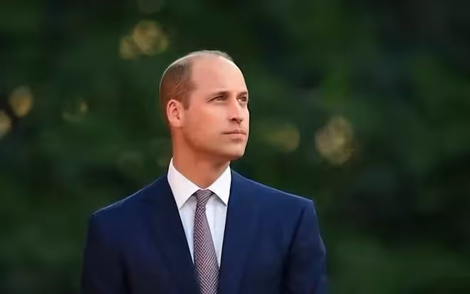 威廉處處隱忍只為維護黛安娜名譽,曾承諾繼承王位後還給母親體面