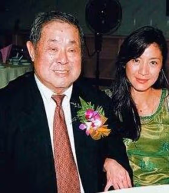 楊紫瓊復雜家世：富商爸爸有16個子女，三房姨太太