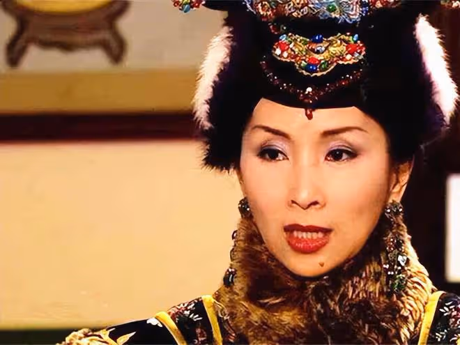 陳秀珠離開TVB後罕露面，64歲氣質出眾，24歲兒子仍不知生父是誰