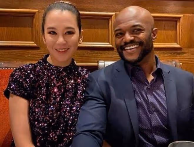 陳冠希二姐為媽媽慶生,45歲仍清純脫俗,不見黑人男友或已分手