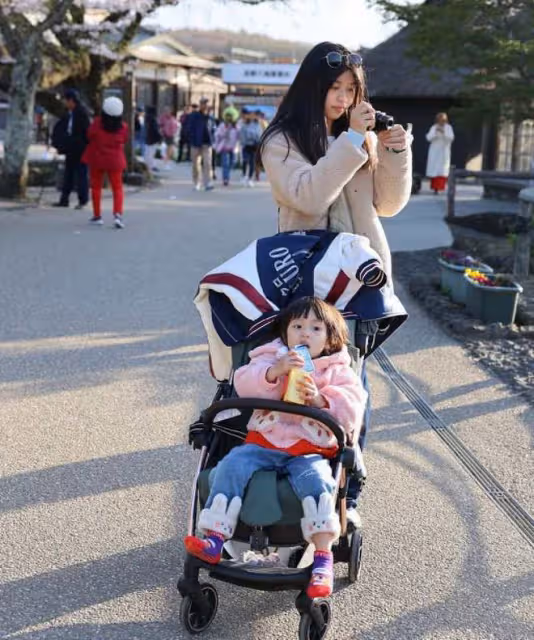 14歲星二代顏值大幅提升!星味十足被要求選港姐,父母至今沒結婚