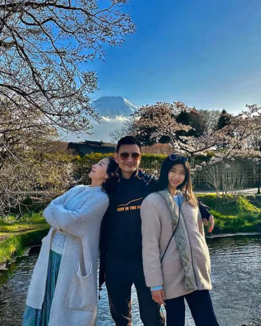 14歲星二代顏值大幅提升!星味十足被要求選港姐,父母至今沒結婚