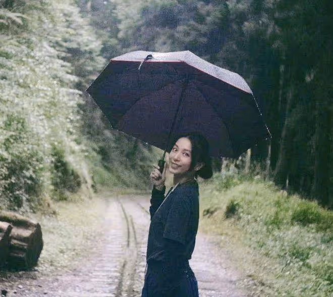 田馥甄緬懷汶川地震登上熱搜,被質疑眼紅Ella,評論區遭到翻車