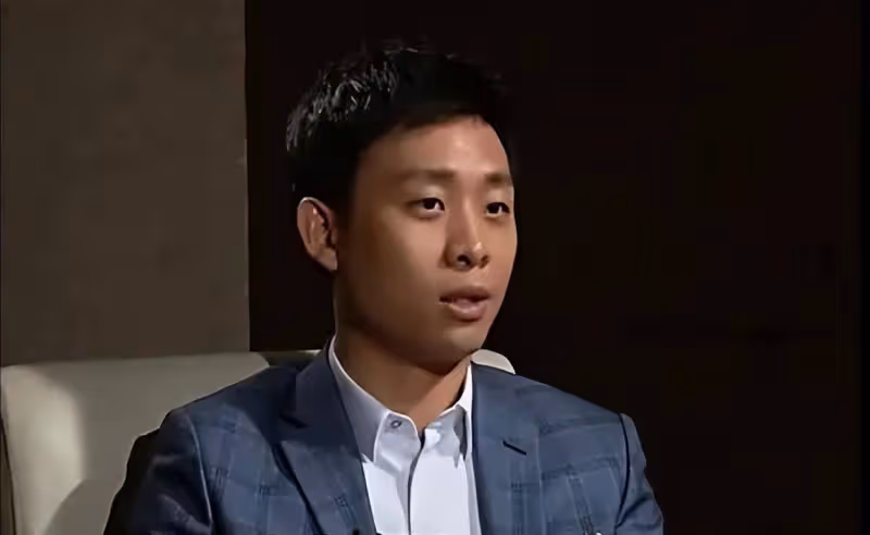張譯:守護植物人初戀10年的他,為何最後娶了二婚帶娃的錢琳琳?
