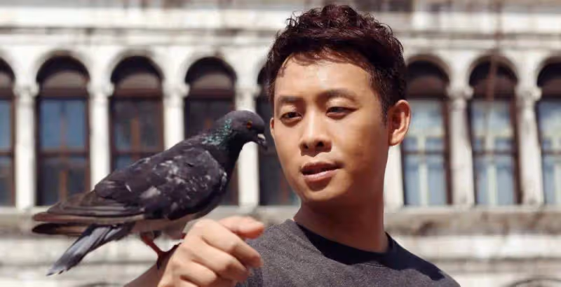 張譯:守護植物人初戀10年的他,為何最後娶了二婚帶娃的錢琳琳?