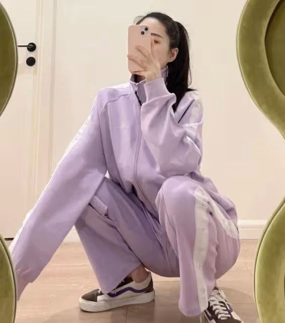 見過大世面的女人：不穿黑絲、更不穿無痕褲！這樣打扮更時髦洋氣