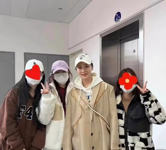 因為身材太好，《狂飆》兩集給她換了六套衣服，瞬間拿捏直男的心