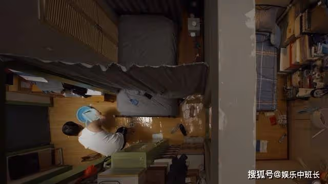 《平凡之路》有多寫實?兩間令人窒息的出租屋,還原了打工人的酸