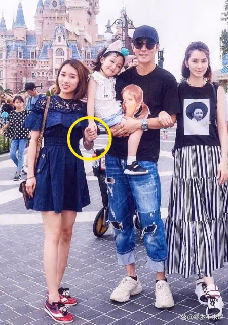 洪欣否認離婚敗光好感,這場「三人鬧劇」,她最對不起的是畢瀅!