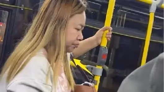 38歲鳳姐在美國被偶遇，身材臃腫蒼老不堪，曾示愛陳冠希被怒懟