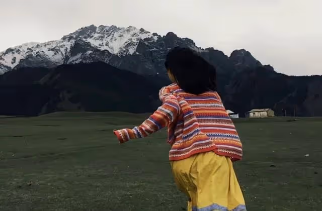 幫兒子帶了4年孩子,如今要去幫女兒,兒媳婦說我敢去,她就離婚
