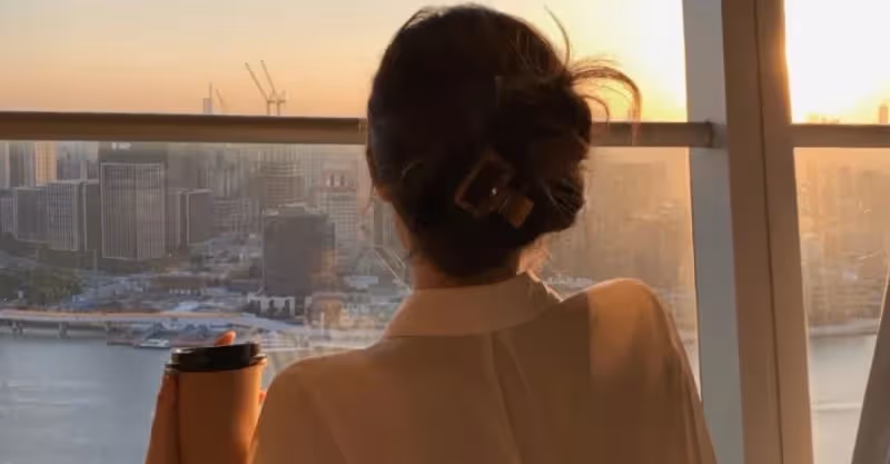 離婚後，娘家嫂子不許我再嫁，讓我把錢全給侄子，結局誰也沒料到