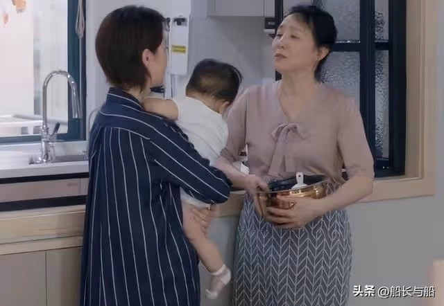 15年前兒媳牢記月子仇，現在拒絕婆婆養老，婆婆痛哭：是媽錯了