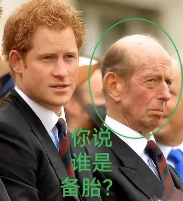 卡米拉加冕禮多次扒拉頭髮，舉手投足小家子氣，還是比不過黛安娜